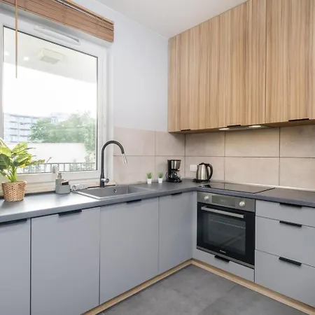 Sesame 2 Closed & Parking