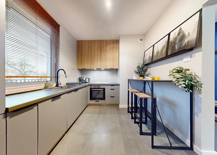 Premium Sesame 2 Balcony Parking Apartman Varsó